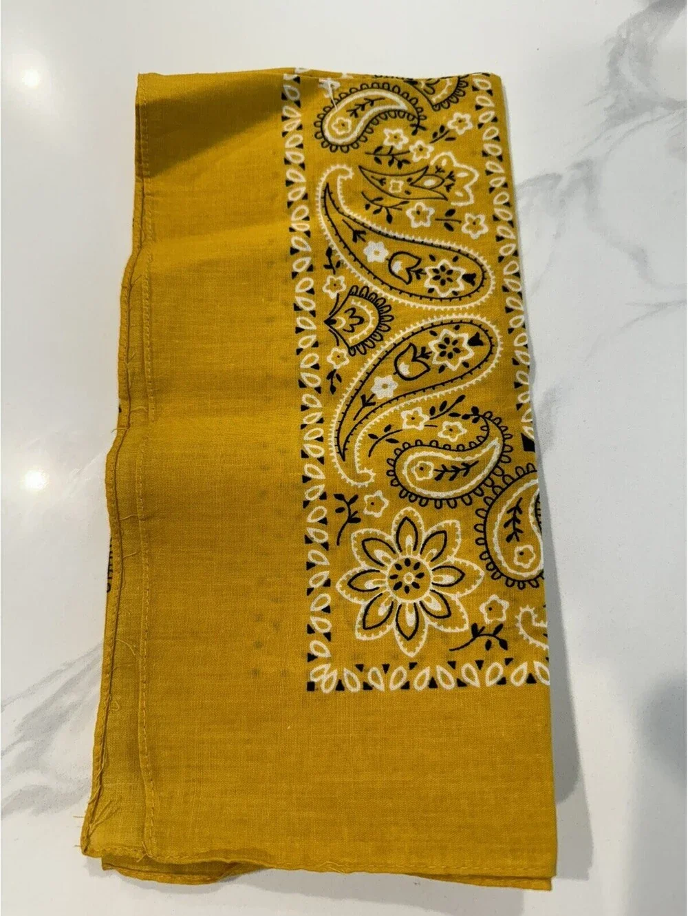 Black and yellow bandana. One Size
